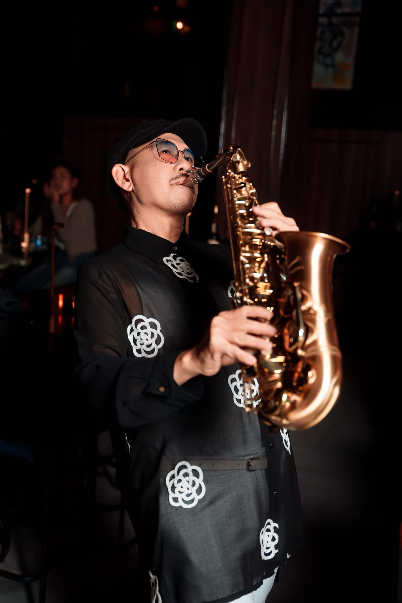 Sir i Sax performing live saxophone at a luxury event